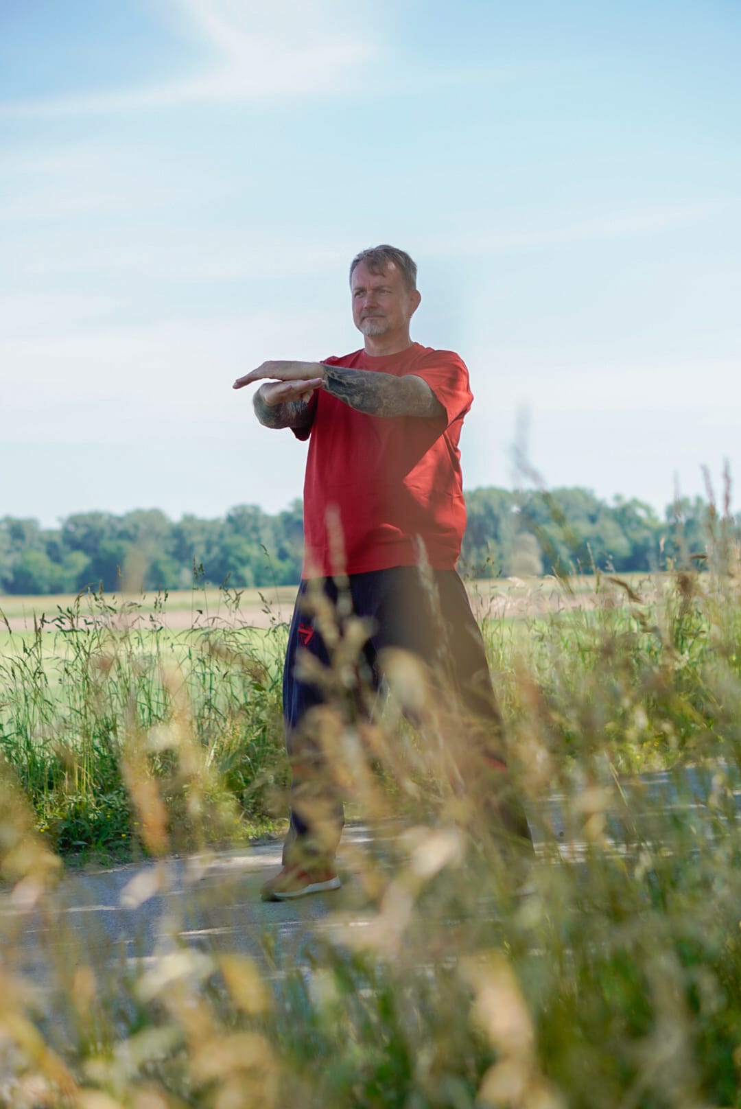 Tai Chi im Freien – Stressabbau durch Bewegungsmeditation in Ludwigshafen